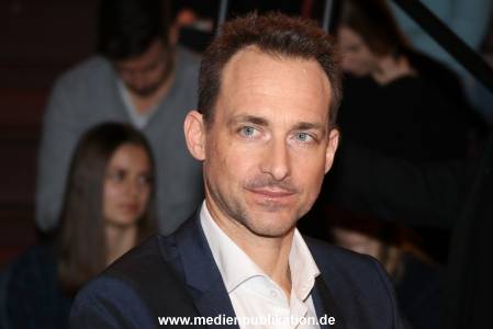 Lanz Sendung1 11042018 003