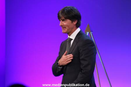 GoldeneSportpyramide 12092015 0265