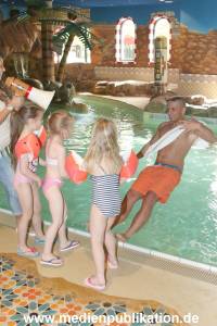 Lombardi Sarah schwimmen 11052015 145