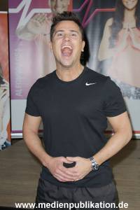 CelebrityWorkout 03032016 146