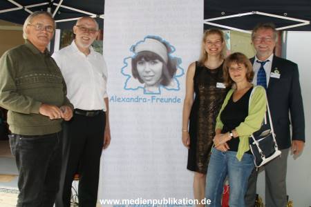 Alexandra Gedenktafel 30072016 056