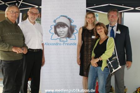 Alexandra Gedenktafel 30072016 057