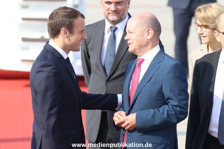 Macron Ankunft G20 051