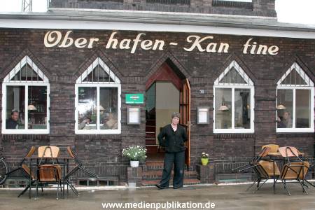 Oberhafenkantine 26042006 005