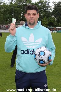 Kicken mit Herz 30052010 009