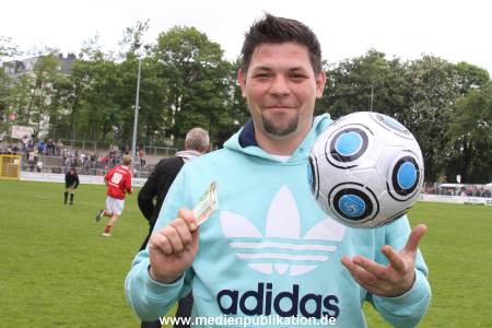 Kicken mit Herz 30052010 012