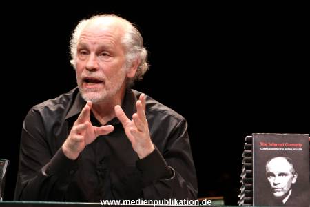 Malkovich Probe 16052010 045