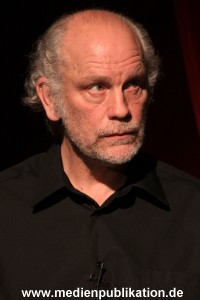 Malkovich Probe 16052010 058