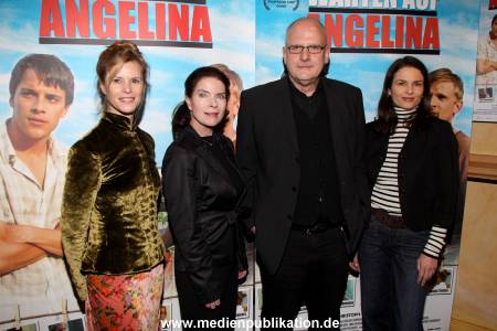 Angelina 05012009 019