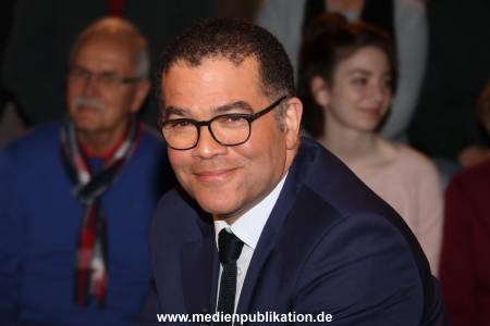 Lanz Sendung1 27032018 012