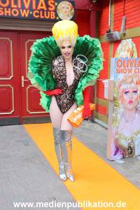OliviaJones Lieferando 19072022 102