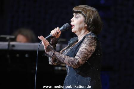MireilleMathieu 22042018 027