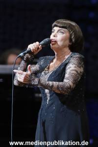 MireilleMathieu 22042018 032