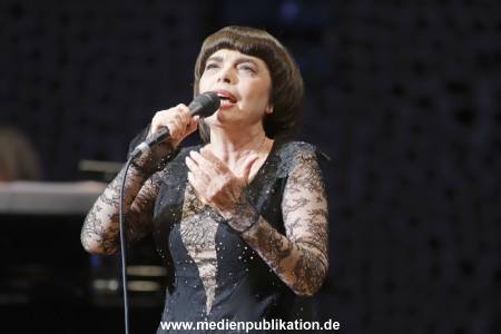MireilleMathieu 22042018 043