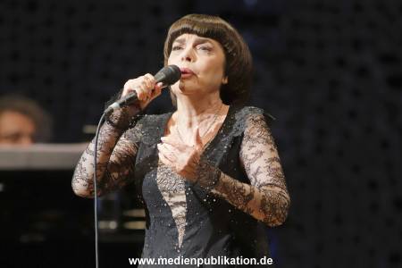 MireilleMathieu 22042018 050