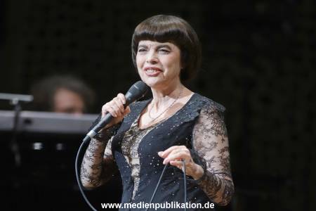 MireilleMathieu 22042018 092