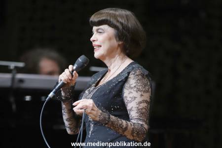 MireilleMathieu 22042018 094