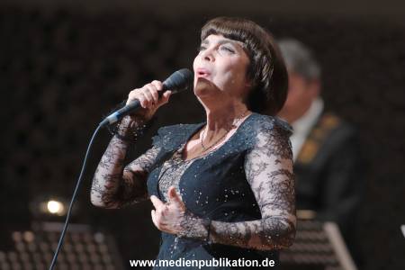 MireilleMathieu 22042018 122