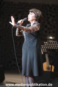 MireilleMathieu 22042018 136