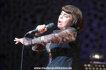 MireilleMathieu 22042018 145