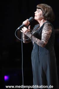 MireilleMathieu 22042018 154