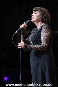 MireilleMathieu 22042018 155