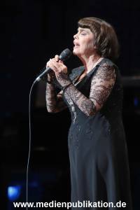 MireilleMathieu 22042018 157