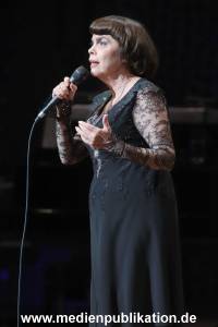 MireilleMathieu 22042018 168