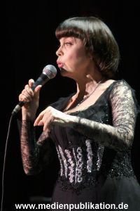 Mireille Mathieu 29032008 002