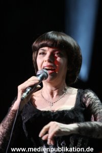 Mireille Mathieu 29032008 010