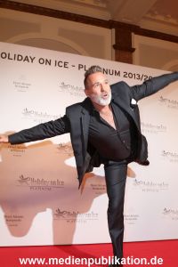 HolidayOnIce Platinum Gloeoeckler 17102013 199