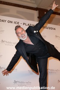 HolidayOnIce Platinum Gloeoeckler 17102013 202