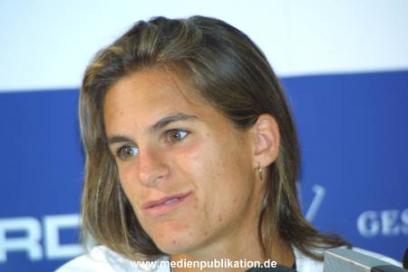 berlin 2001 mauresmo amelie 051