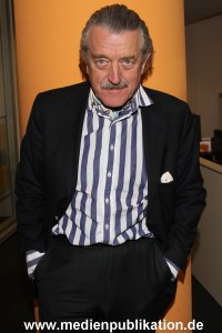 Yello 16032011 002