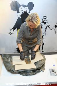 Banksy Charity 24102022 001