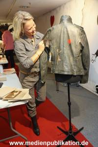 Banksy Charity 24102022 108