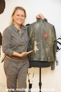 Banksy Charity 24102022 152