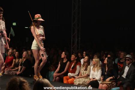 Brigitte Modenschau 16022013 271