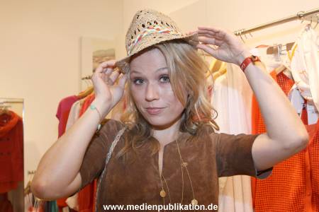 Gala Shopping Night 11052012 240