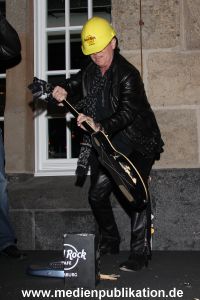 Hardrock Opening 22092011 043