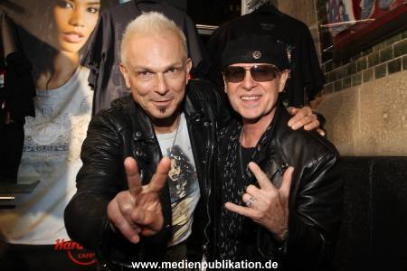 Hardrock Opening 22092011 235