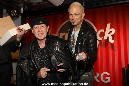 Hardrock Opening 22092011 278