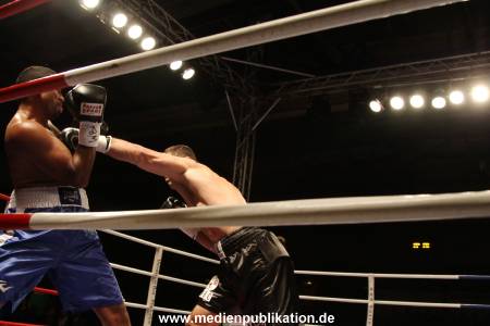 Universum Fight Night 12102012 095