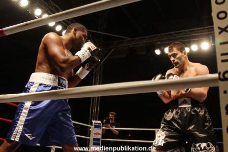 Universum Fight Night 12102012 096
