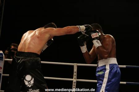 Universum Fight Night 12102012 114
