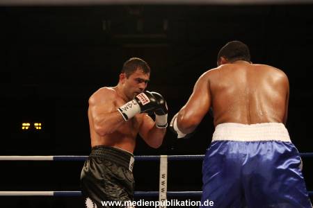 Universum Fight Night 12102012 130