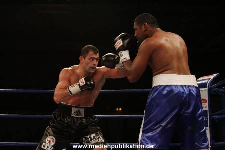 Universum Fight Night 12102012 171
