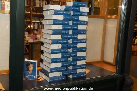 Angela Merkel 05022025 009