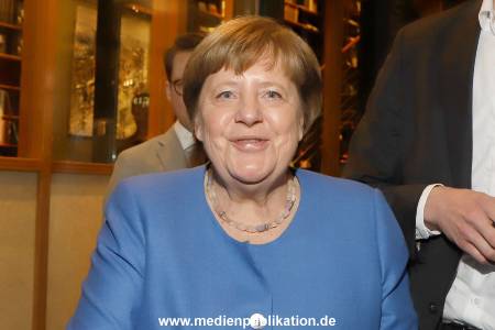 Angela Merkel 05022025 043