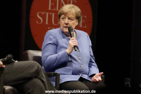 Angela Merkel 05022025 076